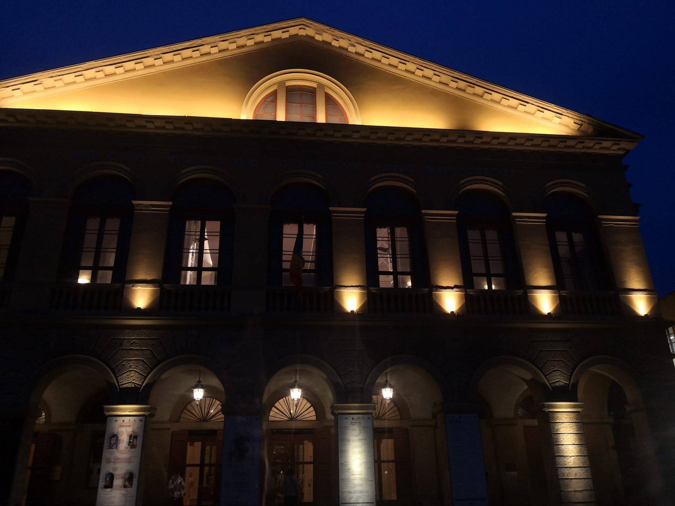 <p>Ospiti presso i pi&ugrave; bei teatri Italiani!</p>